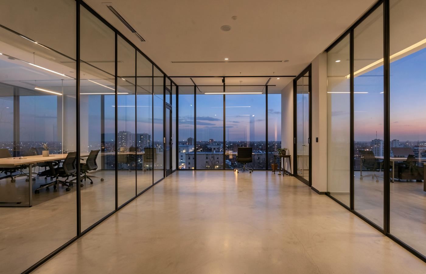 Sauberes, modernes Büro